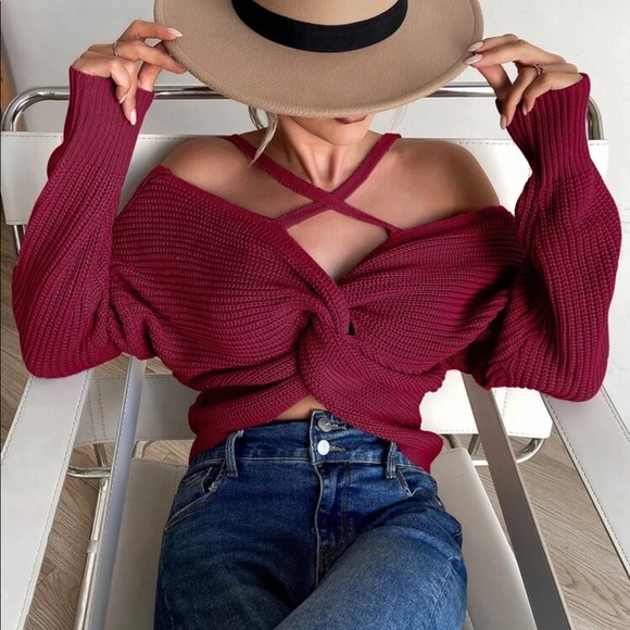 Dusty pink knit twist front cold shoulder sweater - Picture 11 of 12